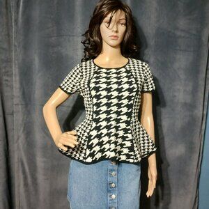 Elle Collection Sweater Blouse Medium Black White Herringbone